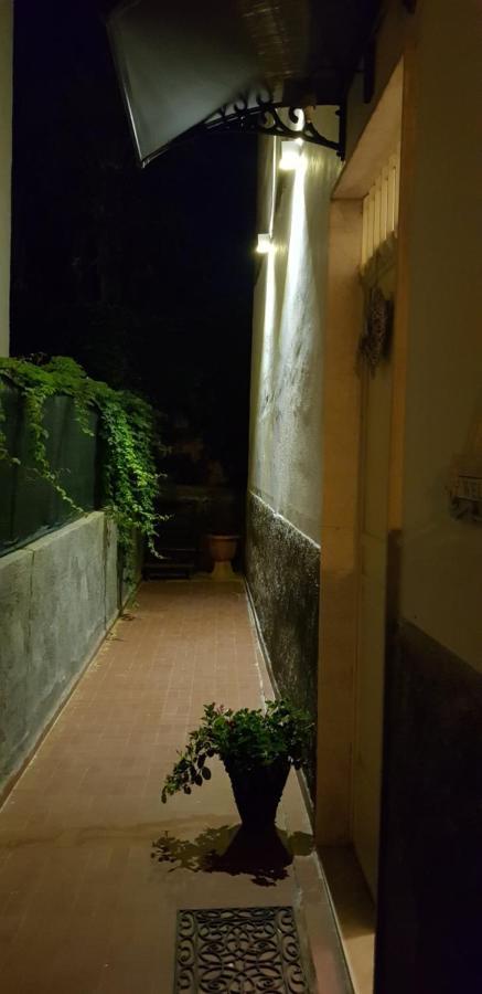 ジャルディーニ・ナクソスCasa Capriアパートメント エクステリア 写真